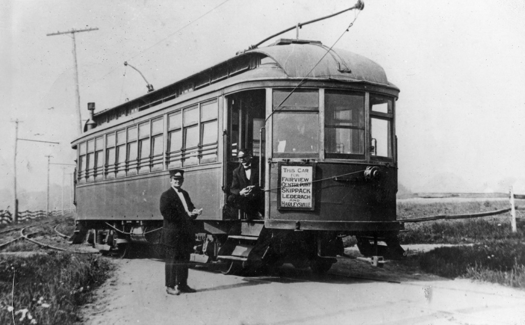 MCRTCo trolley and crew